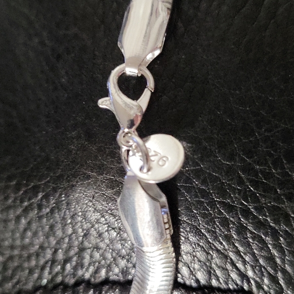 NWOT Liquid Sterling Silver Chain - Picture 2 of 5